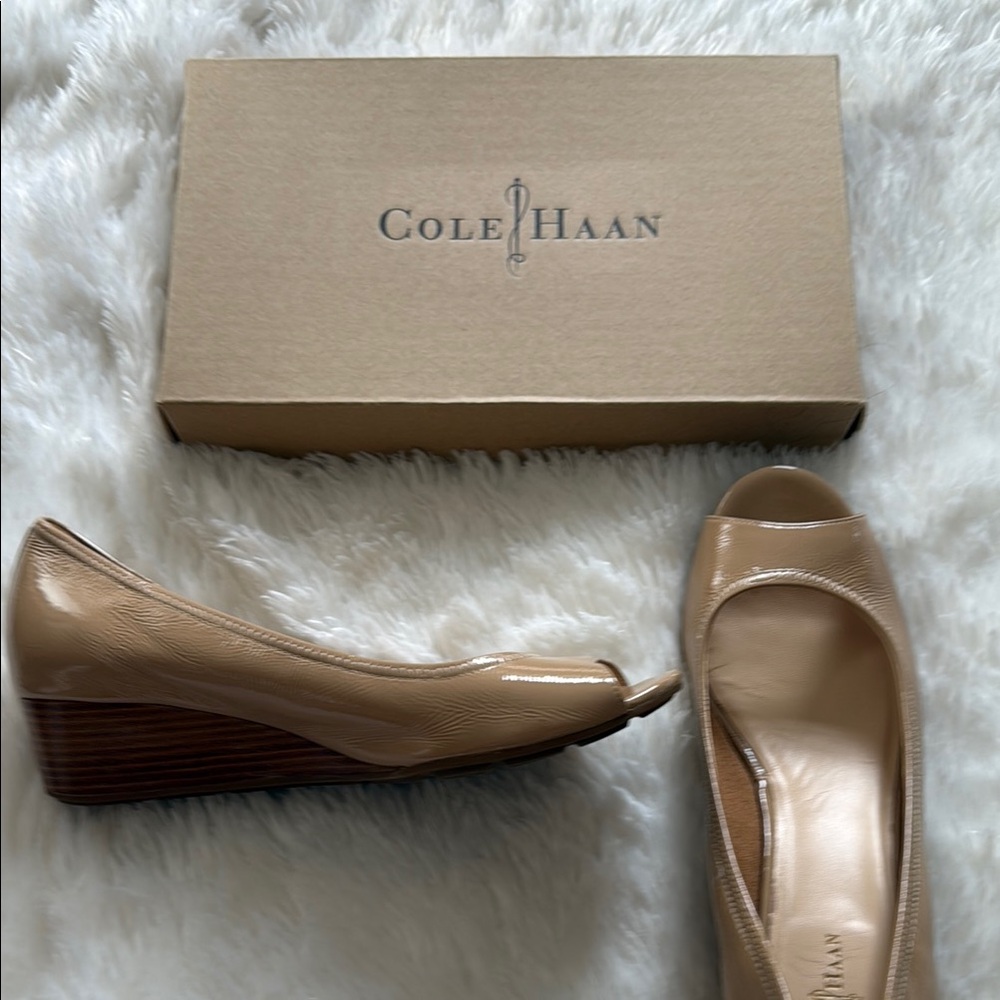 Cole Haan Tan Wedge Pumps Sleek Rounded Toe